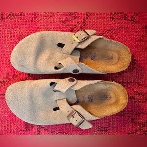 Birkenstock Suede Clog Sandals in Light Gray with Buckles